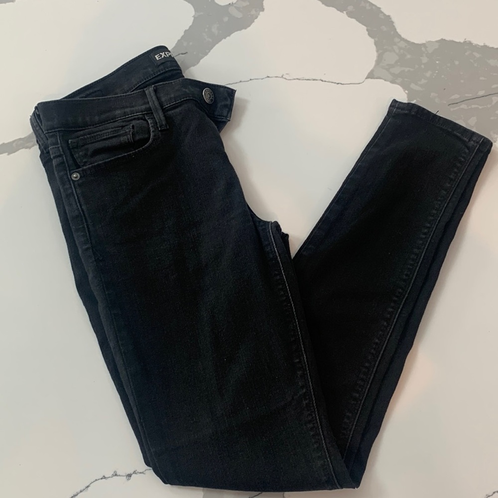 Express black skinny jeggings. Mid-rise. Size 8 regular.